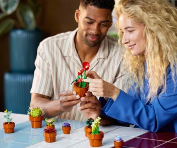 Детски комплект за игра LEGO® Icons 10329 – Малки растения | Цвете | Цветя