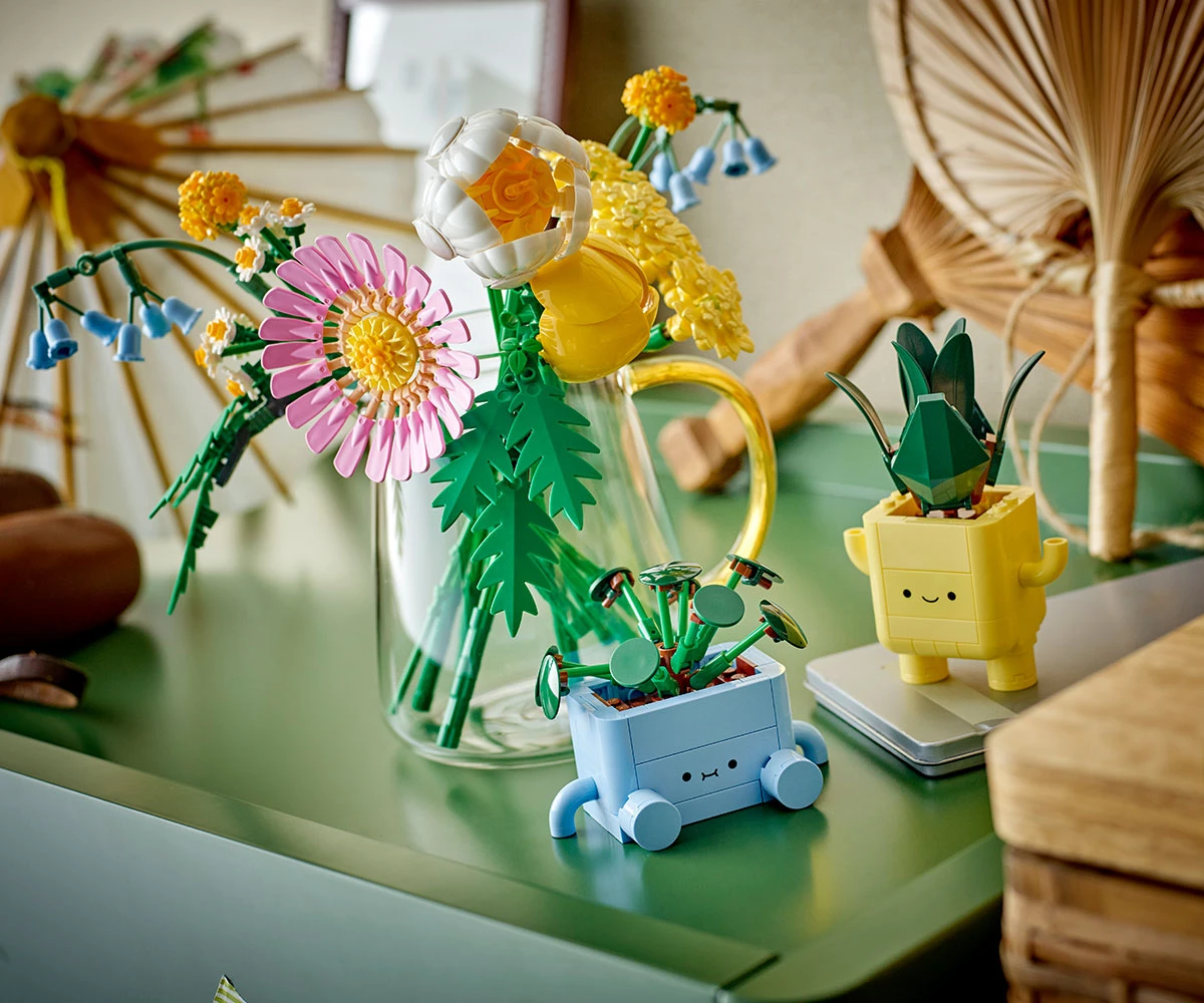 Детски комплект за игра LEGO® Icons 10347 - Малък слънчев букет thumb 14 LEGO® Icons 10347 - The Botanical Collection: Petite Sunny Bouquet thumb 14