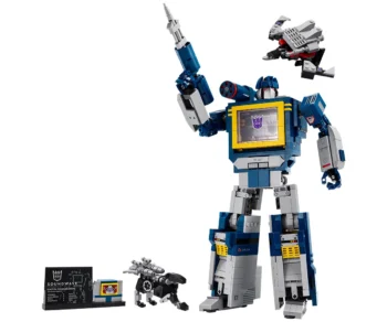 Детски комплект за игра LEGO® Icons 10358 – Transformers: Soundwave