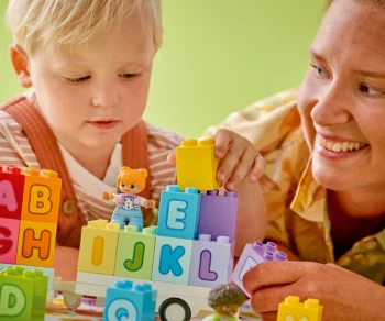 Детски комплект за игра LEGO® DUPLO® Town 10421 – Азбучен камион