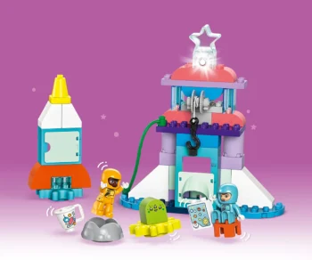 Детски комплект за игра LEGO® DUPLO® Space 10422 – Приключение с космическа совалка „3 в 1“