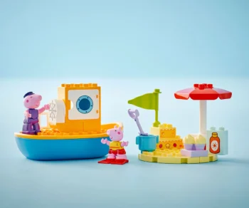 Детски комплект за игра LEGO® DUPLO® 10432 – Пътуването с лодка на Пепа