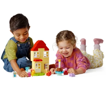 Детски комплект за игра LEGO® DUPLO® 10433 – Рожден ден на Пепа