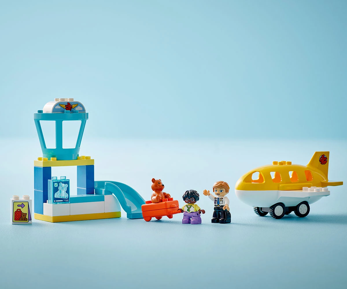 Детски комплект за игра LEGO® DUPLO® 10443 - За първи път на летището thumb 8 LEGO® DUPLO® 10443 -First Time at the Airport thumb 8