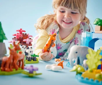 Детски комплект за игра LEGO® DUPLO 10446 – Семействата на дивите животни „3 в 1“