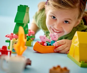 Детски комплект за игра LEGO® DUPLO® 10452 – Туристически поход на Пепа