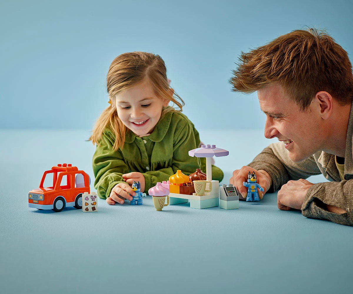 Детски комплект за игра LEGO® DUPLO® Bluey 10458 - Сладоледено приключение с Блуи thumb 5 LEGO® DUPLO® Bluey 10458 - Ice Cream Trip with Bluey thumb 5