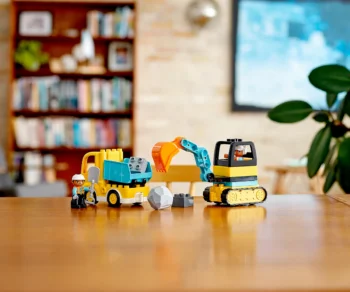 Детски комплект за игра LEGO® DUPLO® Town 10931 – Камион и екскаватор с вериги