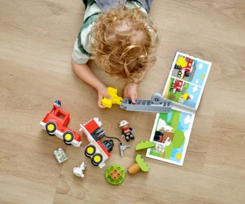 Детски комплект за игра LEGO® DUPLO® Town 10969 – Пожарникарски камион