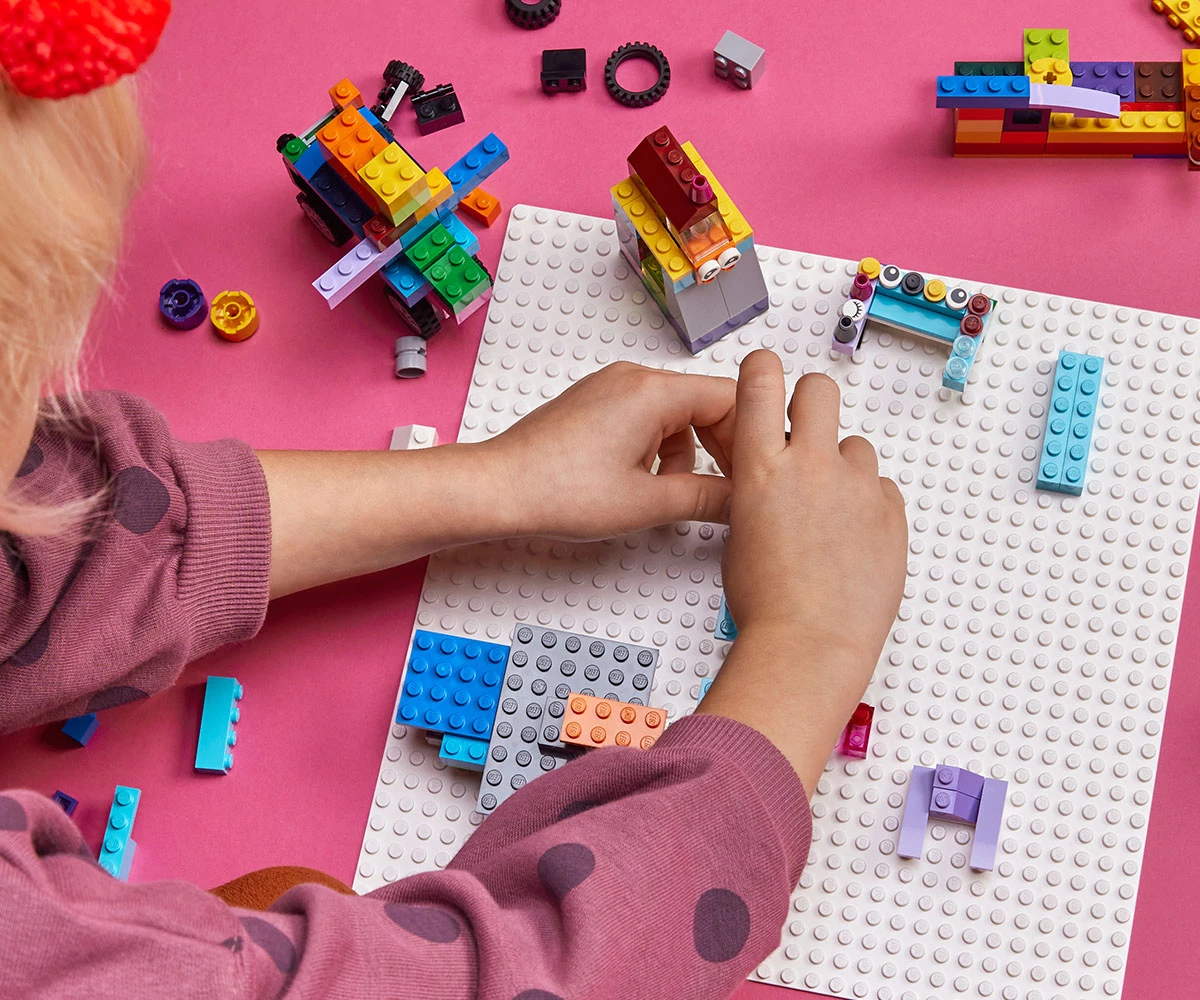 Детски комплект за игра LEGO® Classsic 11026 - Бял фундамент thumb 5 Конструктор ЛЕГО Classic 11026 thumb 5