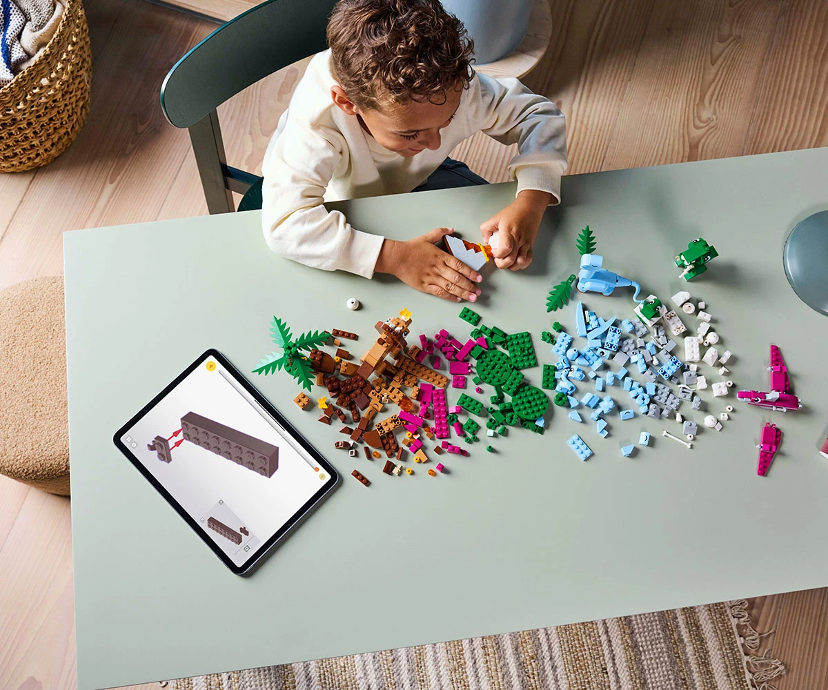 Детски комплект за игра LEGO® Classic 11041 - Творчески динозаври thumb 12 Конструктор ЛЕГО Classic 11041 thumb 12