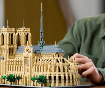 Детски комплект за игра LEGO® Architecture 21061 – Парижката Света Богородица