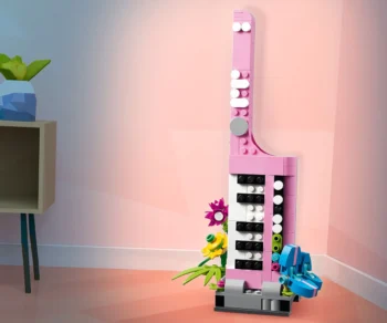 Детски комплект за игра LEGO® Creator 31169 – Пишеща машина с цветя