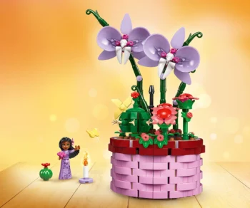 Детски комплект за игра конструктор LEGO® Disney Princess™ 43237 – Саксия на Изабела