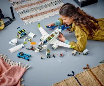 Детски комплект за игра LEGO® City 60367 – Пътнически самолет