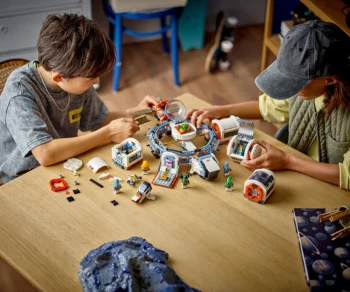 Детски комплект за игра LEGO® City Space 60433 – Модулна космическа станция