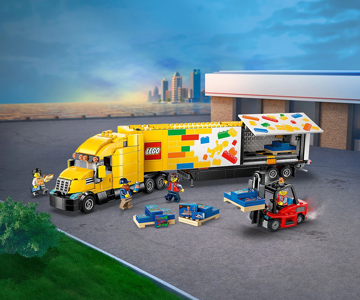 Детски комплект за игра LEGO® City 60440 - Жълт камион за доставки thumb 12 Конструктор ЛЕГО City 60440 thumb 12