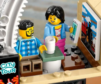 Детски комплект за игра LEGO® City 60469 – Централна гара