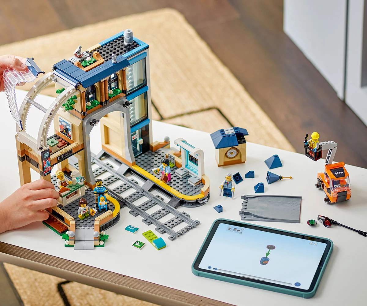 Детски комплект за игра LEGO® City 60469 - Централна гара thumb 5 LEGO® City 60469 - Central Train Station thumb 5