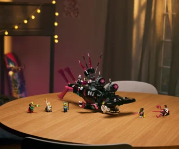 Детски комплект за игра LEGO® DREAMZzz™ 71500 – Подводница на кошмарните акули