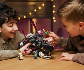 Детски комплект за игра LEGO® DREAMZzz™ 71500 – Подводница на кошмарните акули
