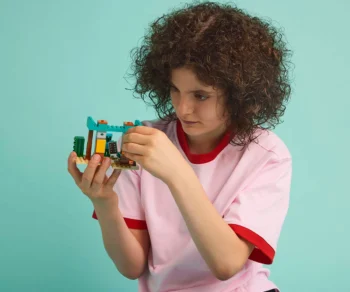 Детски комплект за игра LEGO® Minecraft™ 21267 – Пустинният патрул на злобарите