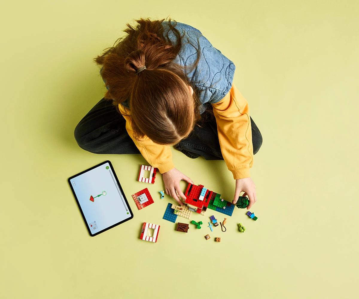 Детски комплект за игра LEGO® Minecraft® 21275 - TNT къща в джунглата thumb 5 LEGO® Minecraft® 21275 - The TNT Jungle House thumb 5