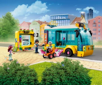 Детски комплект за игра LEGO® Friends 41759 – Градски автобус в Хартлейк Сити