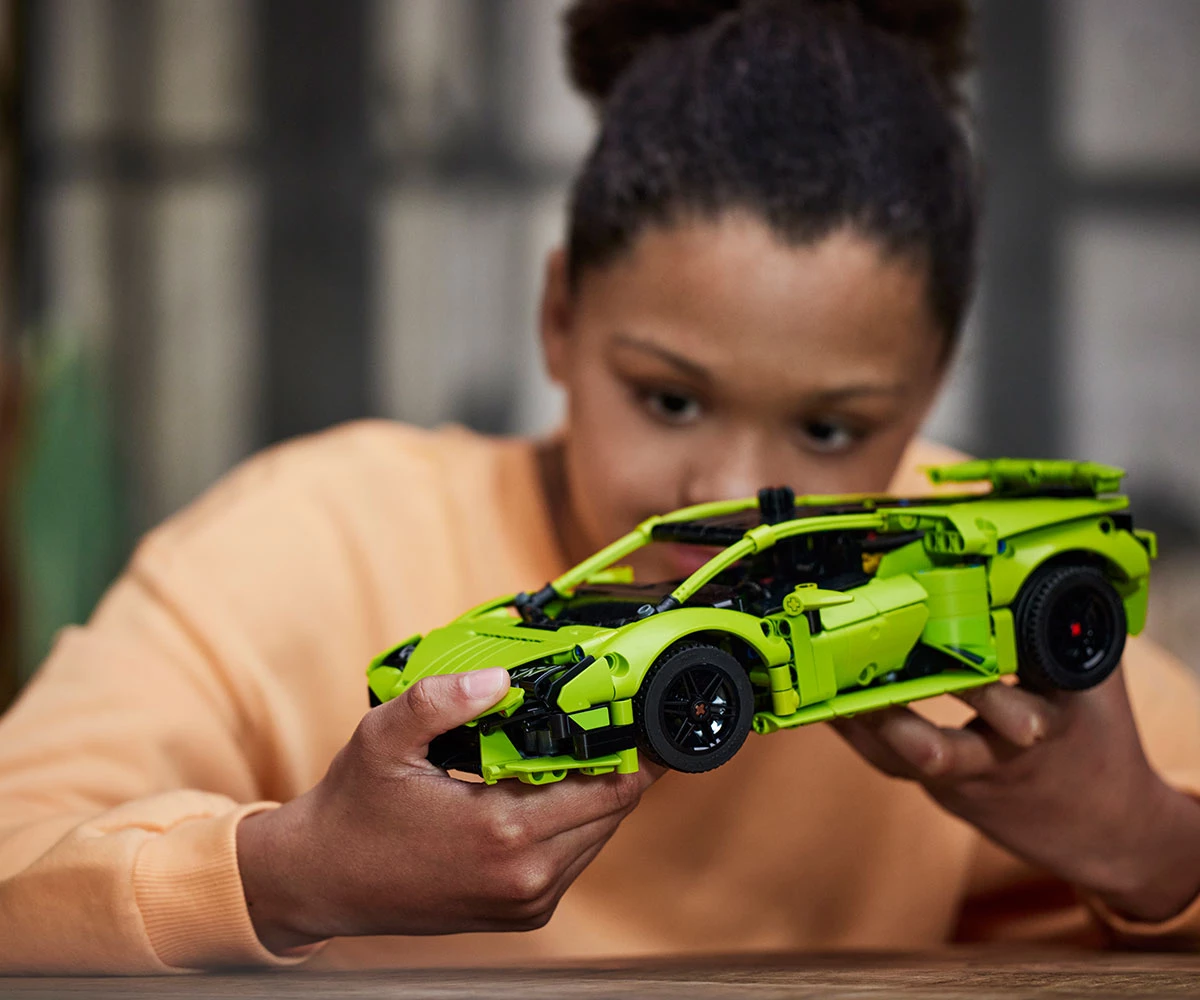 Детски комплект за игра LEGO® Technic 42161 - Lamborghini Hurac?n Tecnica thumb 9 Конструктор ЛЕГО Technic 42161 thumb 9