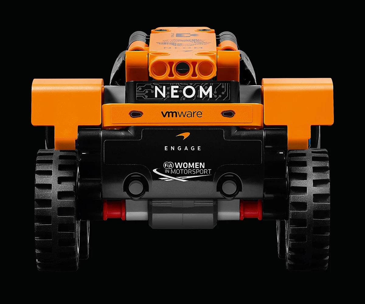Детски комплект за игра LEGO® Technic 42166 - Състезателна кола NEOM McLaren Extreme E thumb 5 Конструктор ЛЕГО Technic 42166 thumb 5