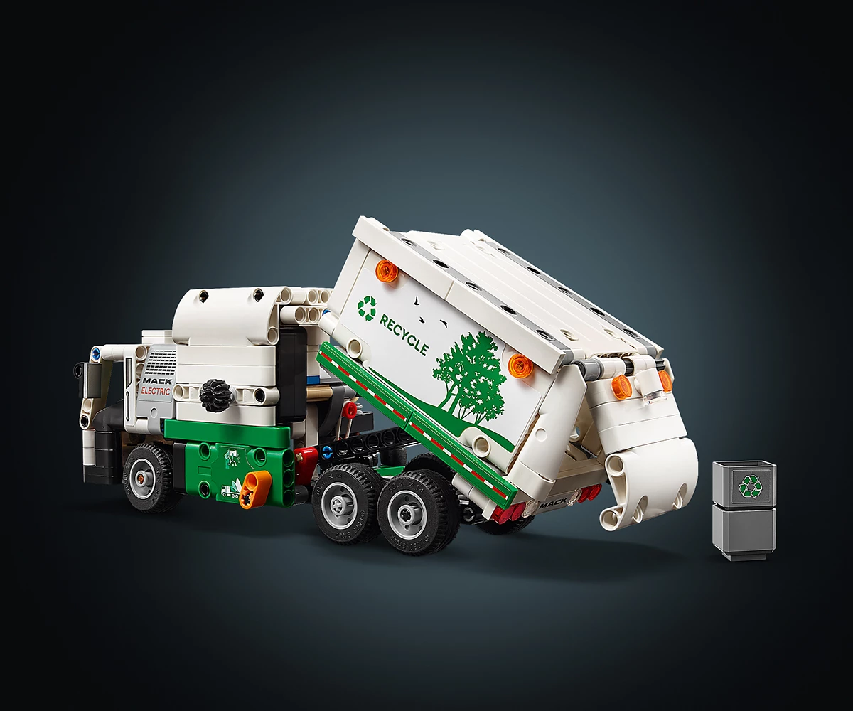 Детски комплект за игра LEGO® Technic 42167 - Боклукчийски камион Mack® LR Electric thumb 6 Конструктор ЛЕГО Technic 42167 thumb 6