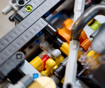 Детски комплект за игра LEGO® Technic™ 42172 – McLaren P1™