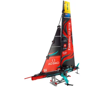 Детски комплект за игра LEGO® Technic™ 42174 – Яхта Emirates Team New Zealand AC75