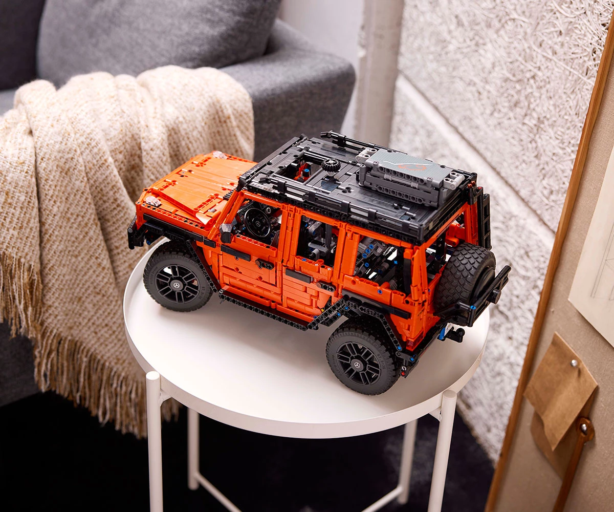 Детски комплект за игра LEGO® Technic™ 42177 - Mercedes-Benz G 500 PROFESSIONAL Line thumb 14 Конструктор ЛЕГО Technic 42177 thumb 14