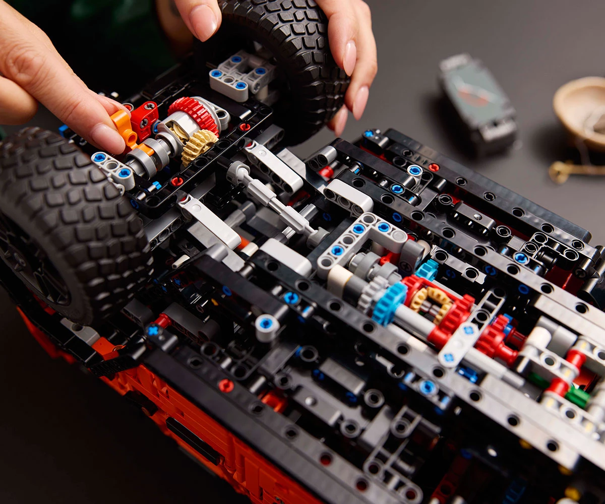 Детски комплект за игра LEGO® Technic™ 42177 - Mercedes-Benz G 500 PROFESSIONAL Line thumb 9 Конструктор ЛЕГО Technic 42177 thumb 9