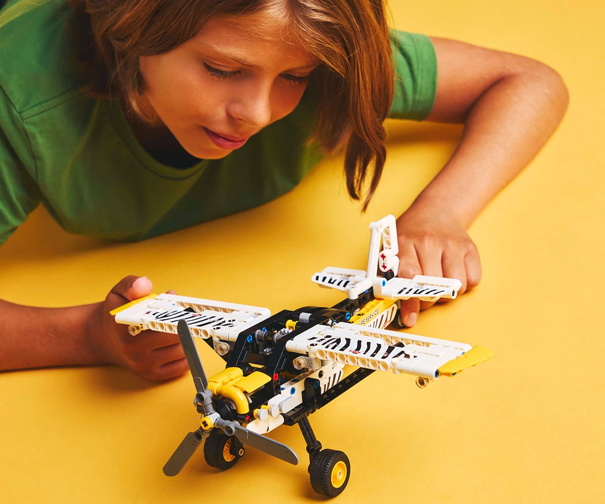 Детски комплект за игра LEGO® Technic 42198 - Самолет с витло thumb 8 Конструктор ЛЕГО Technic 42198 thumb 8