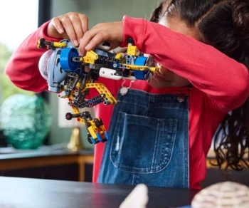 Детски комплект за игра LEGO® Technic 42201 – Дълбоководна изследователска подводница