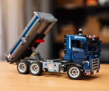 Детски комплект за игра LEGO® Technic 42203 – Самосвал с подвижно ремарке