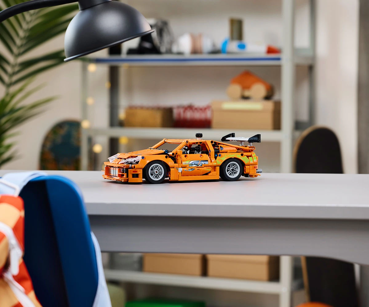 Детски комплект за игра LEGO® Technic 42204 - Fast and Furious Toyota Supra MK4 thumb 14 Конструктор ЛЕГО Technic 42204 thumb 14