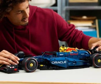 Детски комплект за игра LEGO® Technic 42206 – F1 Кола Oracle Red Bull Racing RB20