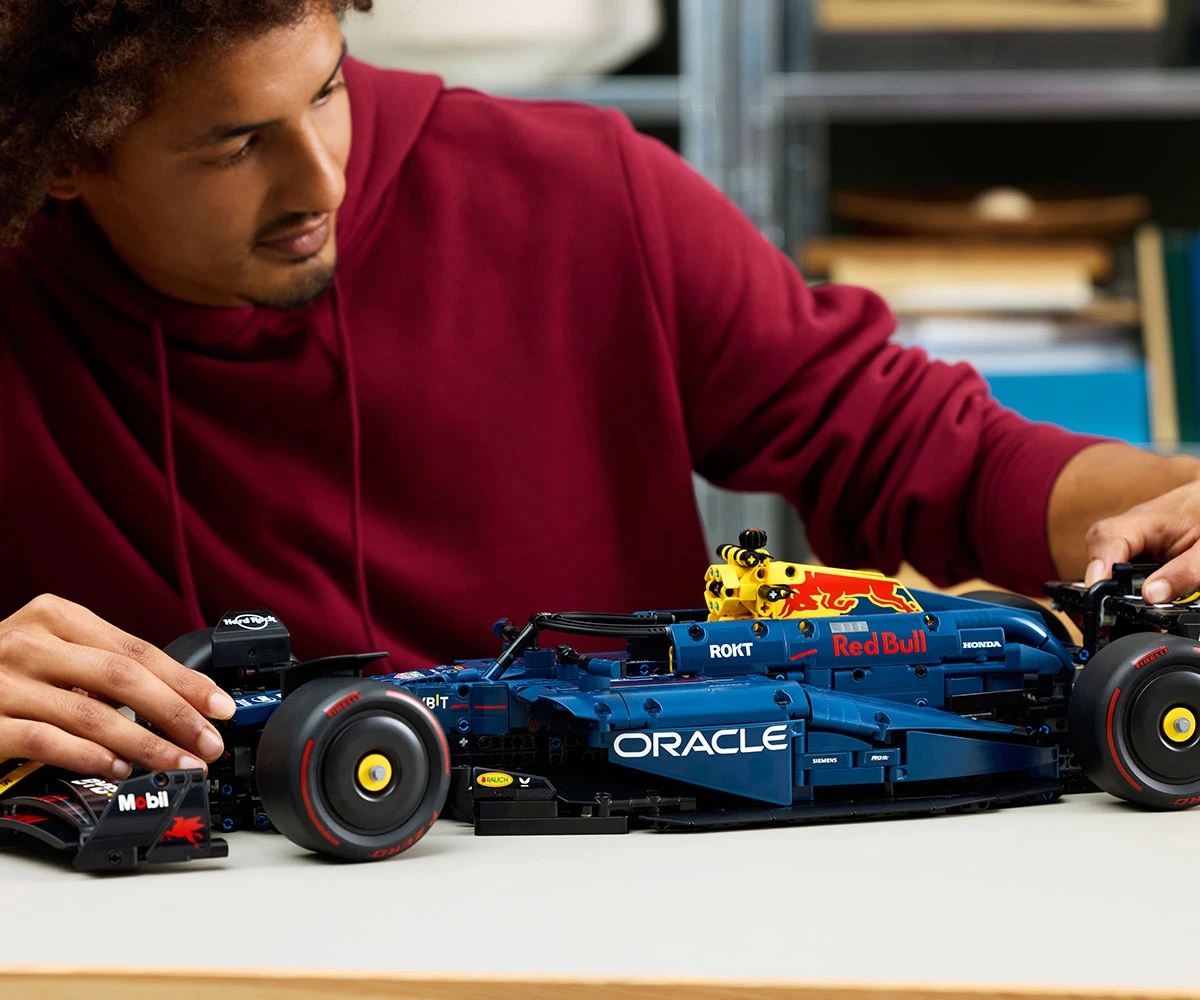 Детски комплект за игра LEGO® Technic 42206 - F1 Кола Oracle Red Bull Racing RB20 thumb 12 Конструктор ЛЕГО Technic 42206 thumb 12
