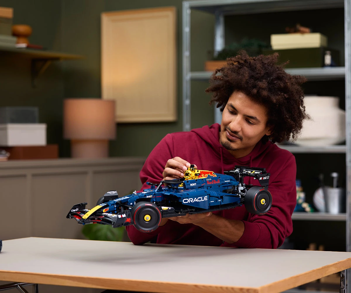 Детски комплект за игра LEGO® Technic 42206 - F1 Кола Oracle Red Bull Racing RB20 thumb 14 Конструктор ЛЕГО Technic 42206 thumb 14