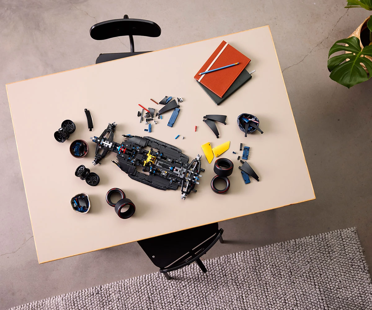 Детски комплект за игра LEGO® Technic 42206 - F1 Кола Oracle Red Bull Racing RB20 thumb 8 Конструктор ЛЕГО Technic 42206 thumb 8