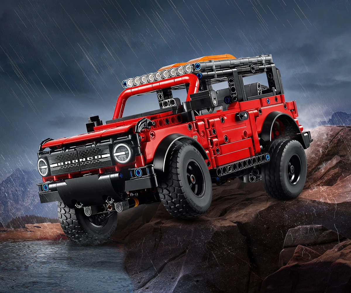 Детски комплект за игра LEGO® Technic 42213 - Джип Ford Bronco® thumb 14 LEGO® Technic 42213 - Ford Bronco® SUV thumb 14