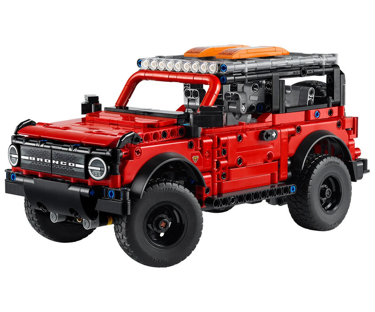 Детски комплект за игра LEGO® Technic 42213 - Джип Ford Bronco® thumb 3 LEGO® Technic 42213 - Ford Bronco® SUV thumb 3