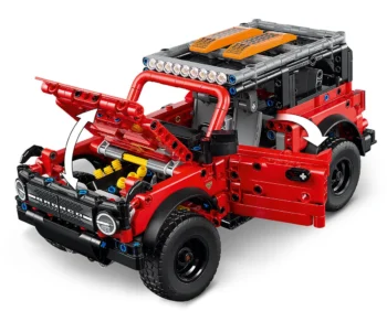 Детски комплект за игра LEGO® Technic 42213 – Джип Ford Bronco®