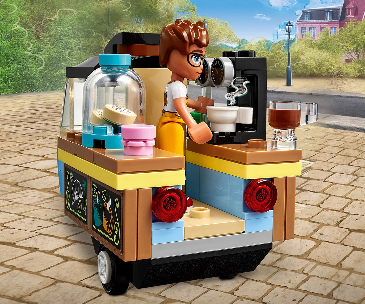 Детски комплект за игра LEGO® Friends 42606 - Мобилна пекарна thumb 9 Конструктор ЛЕГО Friends 42606 thumb 9