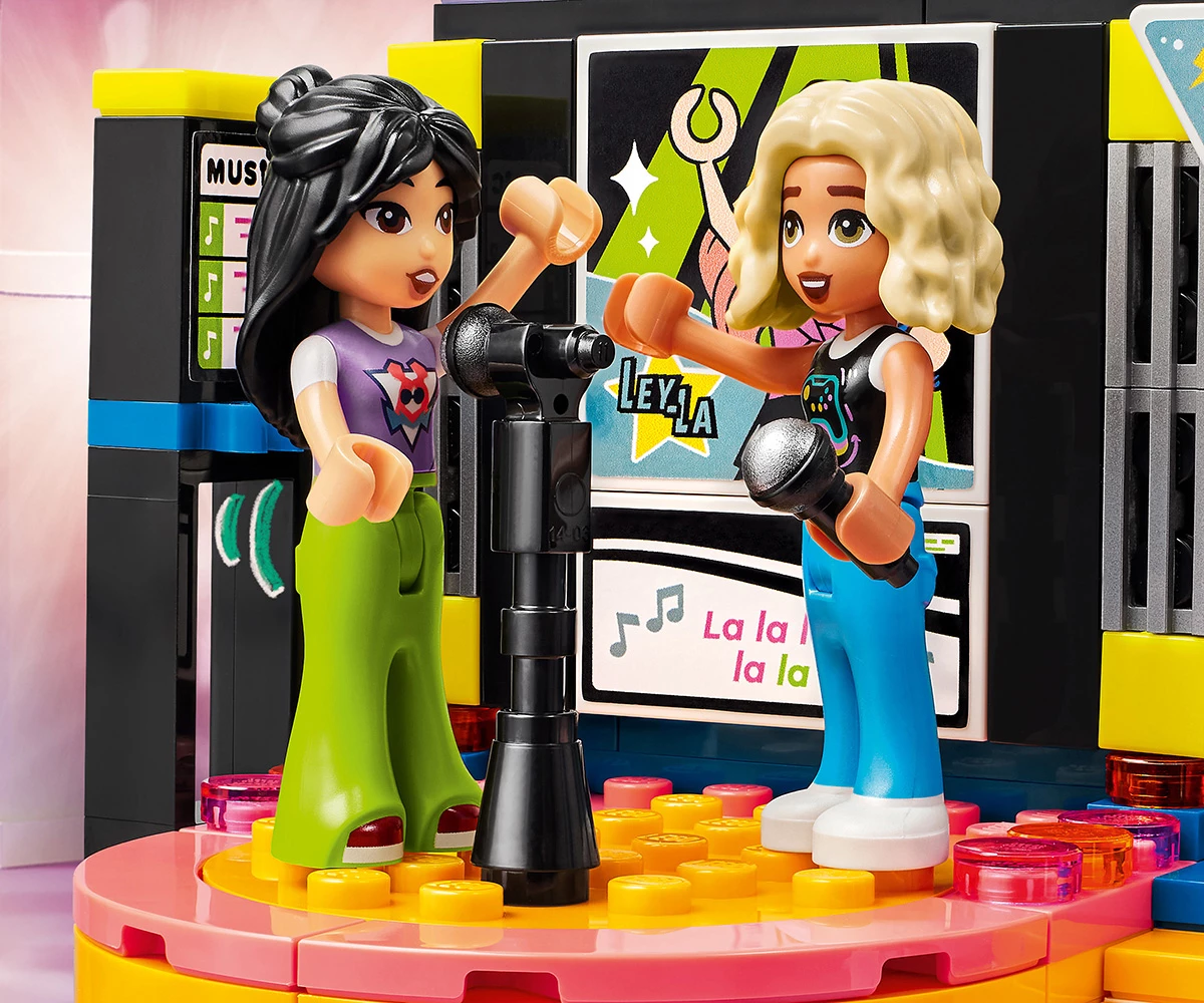Детски комплект за игра LEGO® Friends 42610 - Караоке парти thumb 12 Конструктор ЛЕГО Friends 42610 thumb 12
