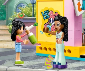 Детски комплект за игра LEGO® Friends 42614 – Магазин за ретро мода