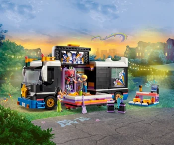 Детски комплект за игра LEGO® Friends 42619 – Бус за турне на поп звезди